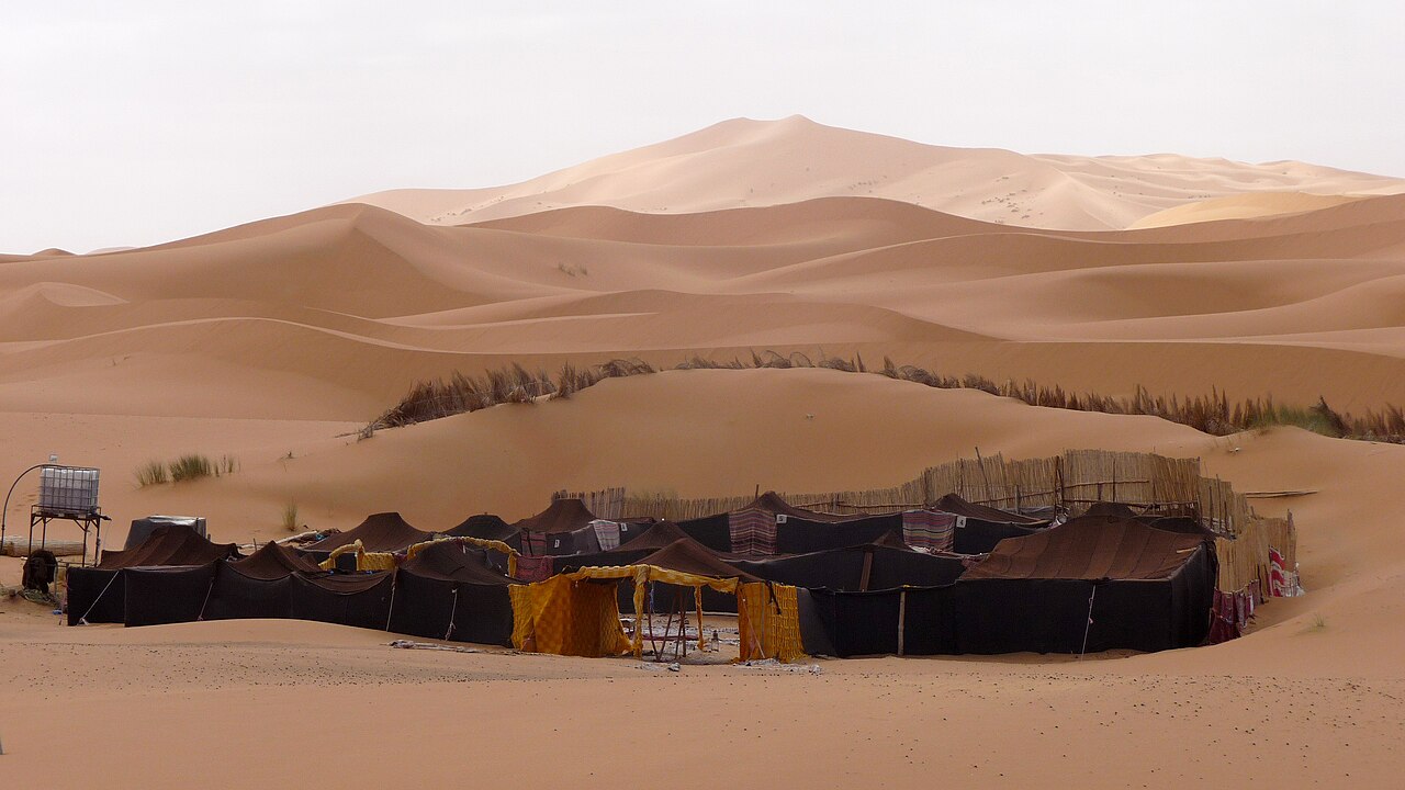 Desert camps photo 3